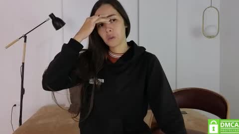 Snapshot of sexychanell_18 chatting on November 2025 01:11:02 PM chanell and yina online show from November 2025 01:11:02 PM