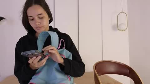 Snapshot of sexychanell_18 chatting on November 2025 12:53:01 PM chanell and yina online show from November 2025 12:53:01 PM