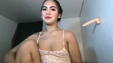 Snapshot of sexycheskax18 chatting on May 2026 07:09:02 PM pretty Cheska online show from May 2026 07:09:02 PM
