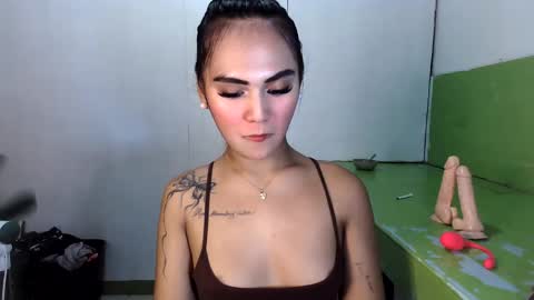 Snapshot of sexycheskax18 chatting on June 2026 09:16:02 PM pretty Cheska online show from June 2026 09:16:02 PM