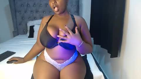 Snapshot of sexychocco_ chatting on November 2025 06:35:01 AM sexychocco online show from November 2025 06:35:01 AM