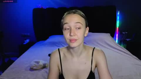 Sophia online show from May 2026 06:59:01 PM