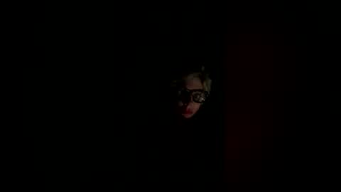 Snapshot of sexycutiecougar chatting on May 2026 11:26:02 AM Cutiecougarr online show from May 2026 11:26:02 AM