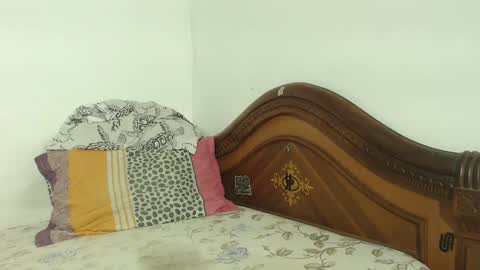 Snapshot of sexydarkhunter2 chatting on January 2025 12:10:01 AM Mike online show from January 2025 12:10:01 AM