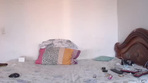 Snapshot of sexydarkhunter2 chatting on January 2025 10:37:01 PM Mike online show from January 2025 10:37:01 PM