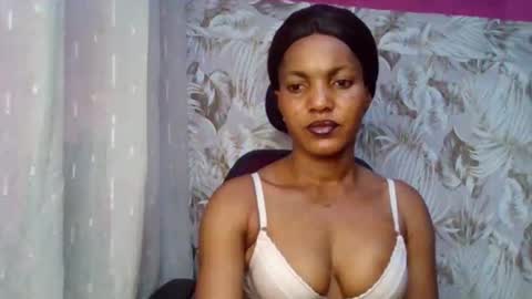 Snapshot of sexydoll32 chatting on April 2026 12:19:02 AM sexydoll32 online show from April 2026 12:19:02 AM