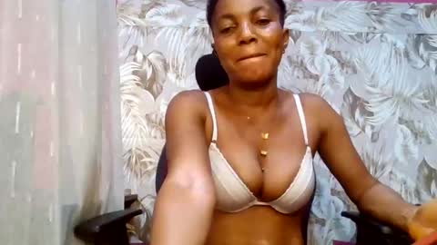 Snapshot of sexydoll32 chatting on May 2026 10:18:01 PM sexydoll32 online show from May 2026 10:18:01 PM