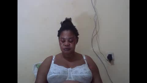 EMILY online show from October 2025 06:58:02 PM