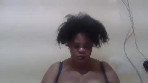 Snapshot of sexydove2 chatting on July 2026 06:32:01 PM EMILY online show from July 2026 06:32:01 PM