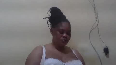 Snapshot of sexydove2 chatting on July 2026 06:23:02 PM EMILY online show from July 2026 06:23:02 PM