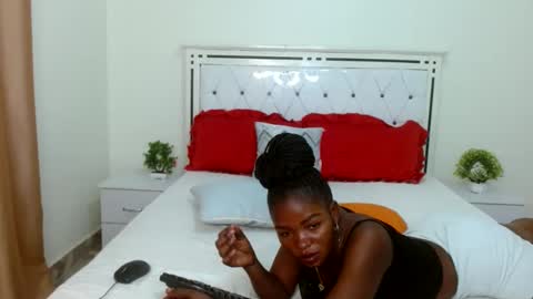 Snapshot of sexyebony256 chatting on January 2025 08:36:01 AM SexyEbony online show from January 2025 08:36:01 AM