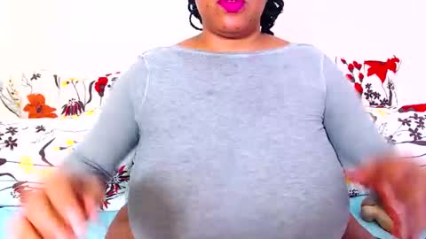 sexyebonylove89 online show from September 2025 02:38:02 PM