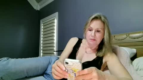 LisaisLuscious online show from April 2026 02:25:01 PM