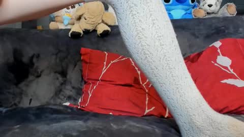 Snapshot of sexyfoxyari chatting on December 2025 05:02:01 AM Ari online show from December 2025 05:02:01 AM