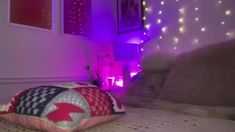 Ashley Love online show from April 2026 07:31:01 AM