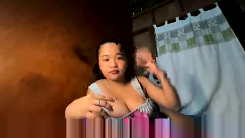 Snapshot of sexyheartyy chatting on April 2026 05:30:02 PM Heart online show from April 2026 05:30:02 PM