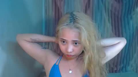 jeanken and jelian online show from September 2025 10:33:02 PM