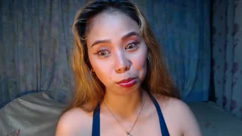 jeanken and jelian online show from December 2025 09:42:01 PM