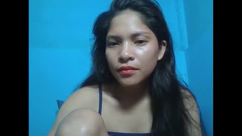 Snapshot of sexyhotmom_25 chatting on March 2026 03:07:01 PM rose online show from March 2026 03:07:01 PM