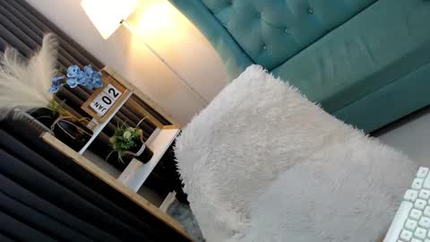 Snapshot of sexyjeanniecuntcums chatting on January 2025 10:46:01 PM JENNY online show from January 2025 10:46:01 PM