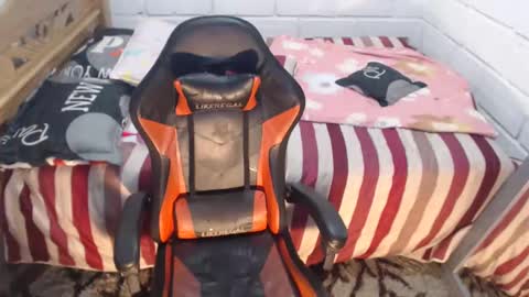 sexyjustin202 online show from January 2025 09:46:02 PM