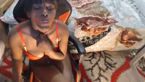 sexyjustin202 online show from September 2025 02:59:02 AM