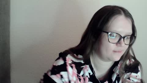 Snapshot of sexykitty_2 chatting on December 2024 10:23:02 PM Kate online show from December 2024 10:23:02 PM