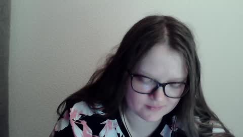 Snapshot of sexykitty_2 chatting on February 2025 04:35:02 AM Kate online show from February 2025 04:35:02 AM