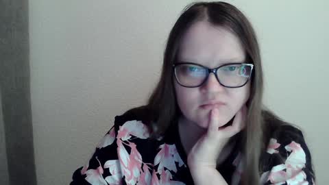 Snapshot of sexykitty_2 chatting on February 2025 06:58:02 AM Kate online show from February 2025 06:58:02 AM