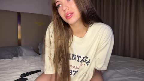 Snapshot of sexylabubu chatting on April 2026 06:00:01 PM arya online show from April 2026 06:00:01 PM