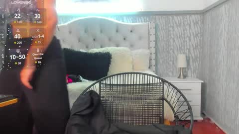 laura online show from April 2026 11:08:01 AM