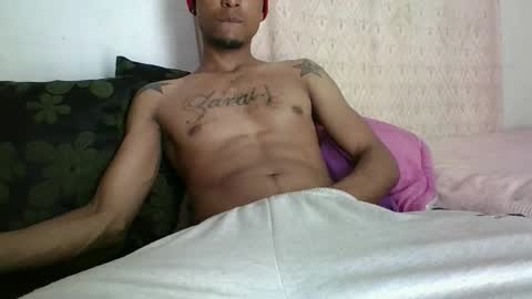 Snapshot of sexyleon69 chatting on March 2026 06:41:01 AM Sexy leon online show from March 2026 06:41:01 AM