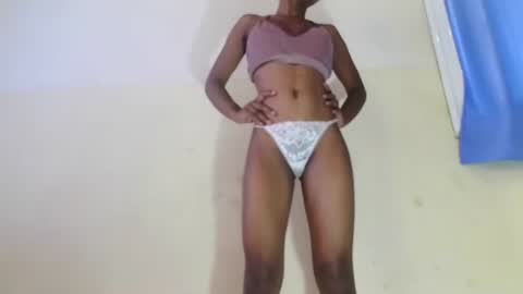 Snapshot of sexylittlebitch261 chatting on March 2026 05:55:02 AM Elania online show from March 2026 05:55:02 AM