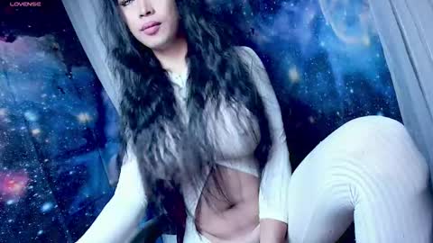 April online show from October 2025 09:06:01 PM