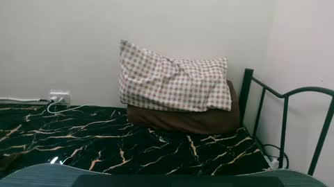 Lily online show from January 2025 04:41:02 AM