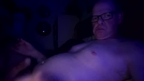 Snapshot of sexyloveman1 chatting on December 2024 07:05:01 AM SexyLoveMan online show from December 2024 07:05:01 AM