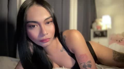 maxine online show from February 2026 06:25:01 PM
