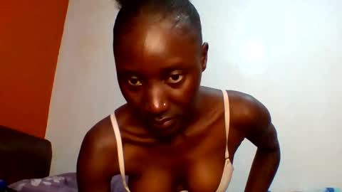 Snapshot of sexylucia5 chatting on May 2026 10:04:02 PM sexylucia5 online show from May 2026 10:04:02 PM