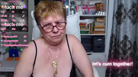 Snapshot of sexylynette4u chatting on February 2025 04:56:02 PM sexylynette4u online show from February 2025 04:56:02 PM