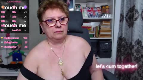 Snapshot of sexylynette4u chatting on February 2025 01:28:01 PM sexylynette4u online show from February 2025 01:28:01 PM