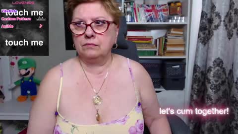 Snapshot of sexylynette4u chatting on March 2025 10:35:02 AM sexylynette4u online show from March 2025 10:35:02 AM