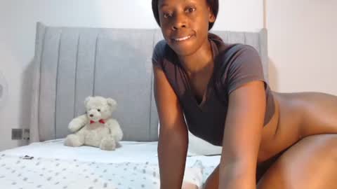 sexymonalisa1 online show from September 2025 05:02:01 PM