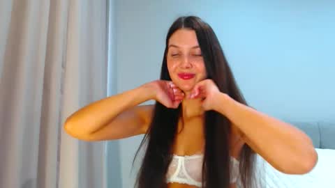 Snapshot of sexymymeow chatting on September 2025 06:06:01 AM SexyMyMeow online show from September 2025 06:06:01 AM