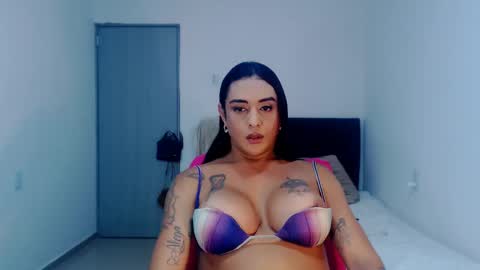 Natalia Duran online show from March 2025 01:04:01 AM