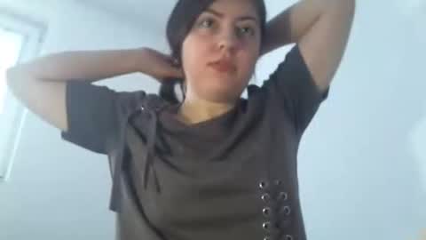 Snapshot of sexynyu18 chatting on October 2025 10:05:02 AM Alex online show from October 2025 10:05:02 AM