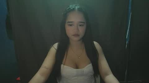 RACHELLE online show from November 2025 03:50:02 AM