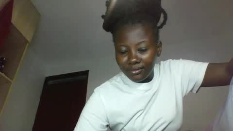 Snapshot of sexypamm chatting on June 2026 04:19:02 PM sexypamm online show from June 2026 04:19:02 PM