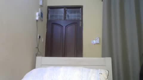 Snapshot of sexypetite_lee chatting on March 2025 12:05:02 PM Lee online show from March 2025 12:05:02 PM