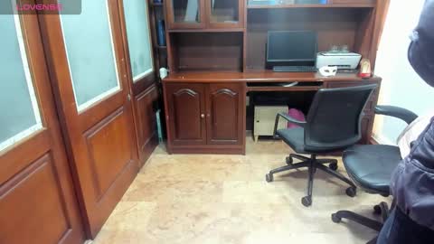 R A C H E L online show from October 2025 12:04:02 PM