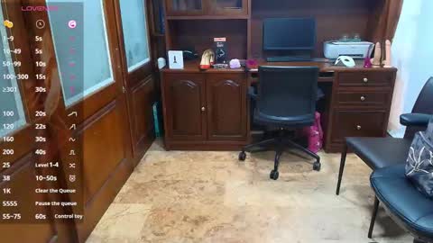 R A C H E L online show from December 2025 12:11:02 PM